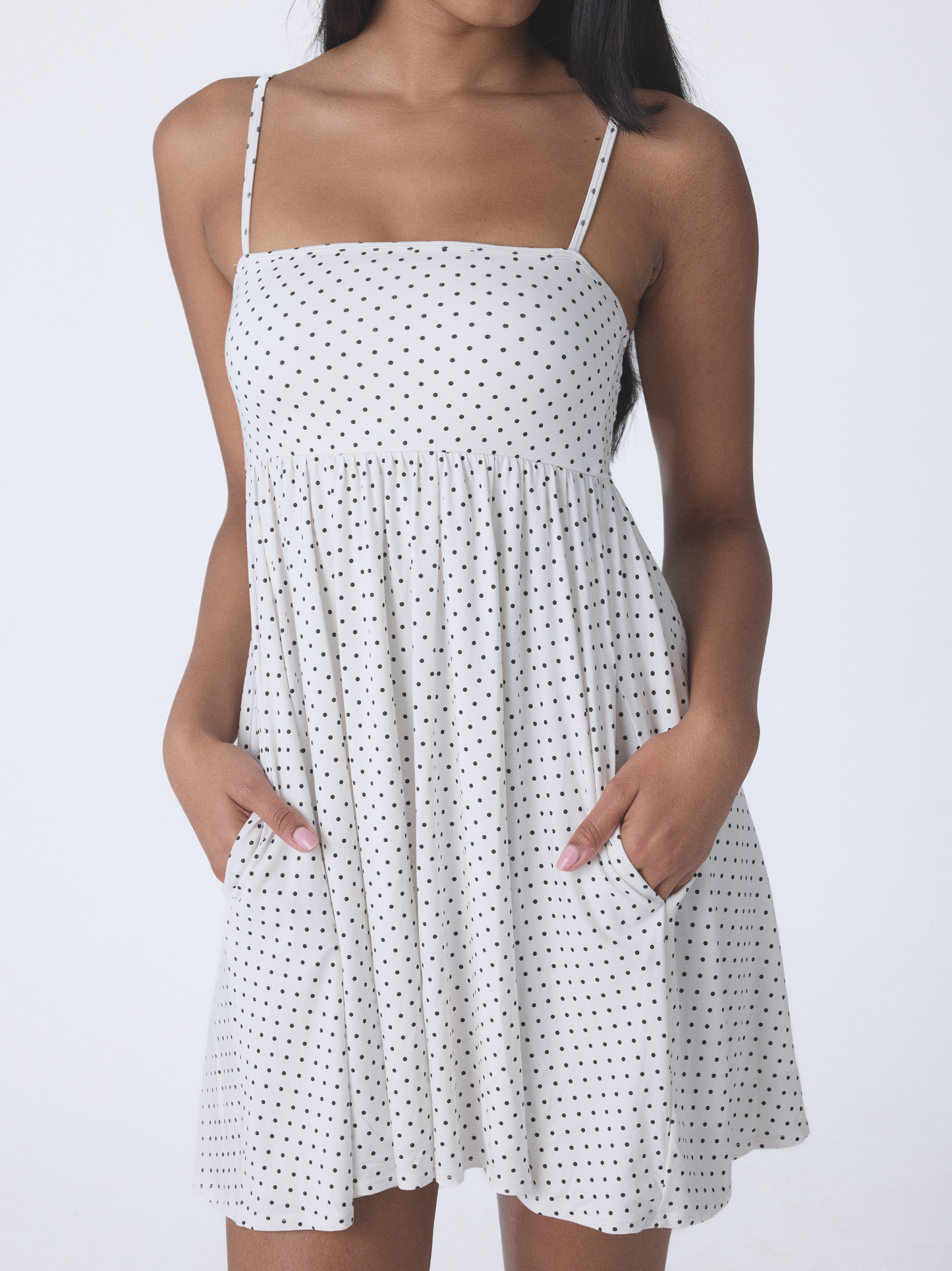 --White and Black Polka Dot