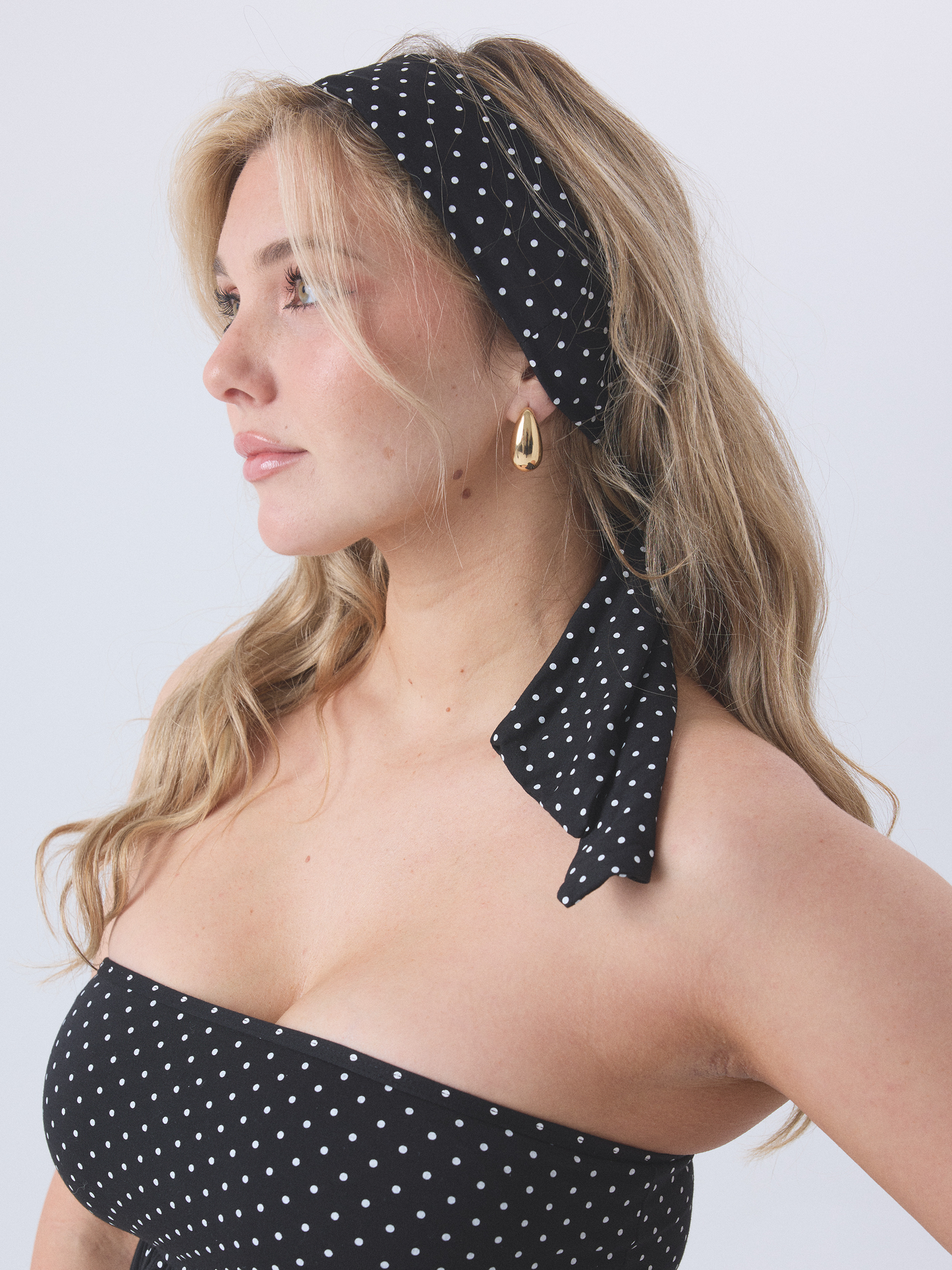 --Black and White Polka Dot