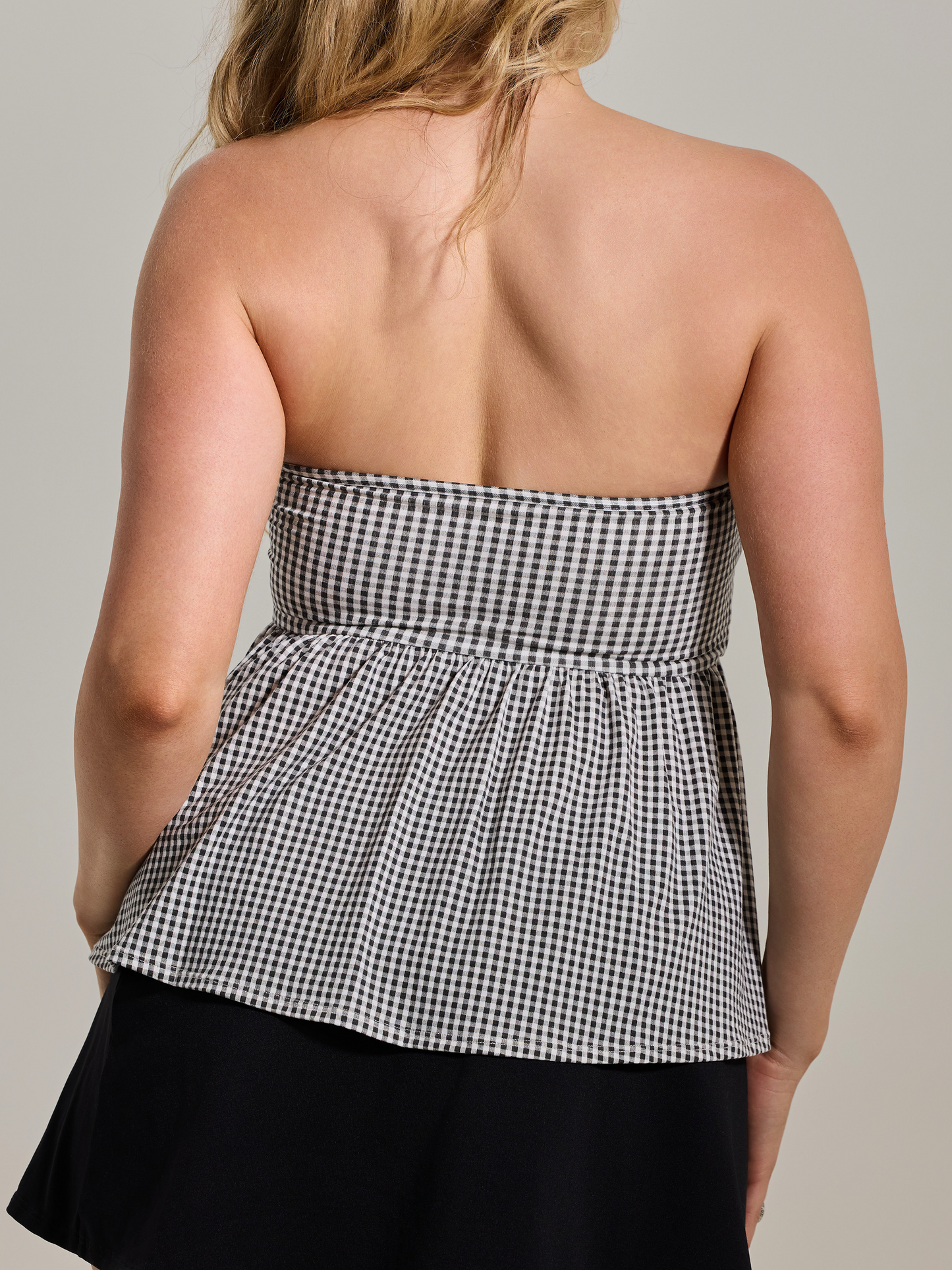--Black and White Gingham