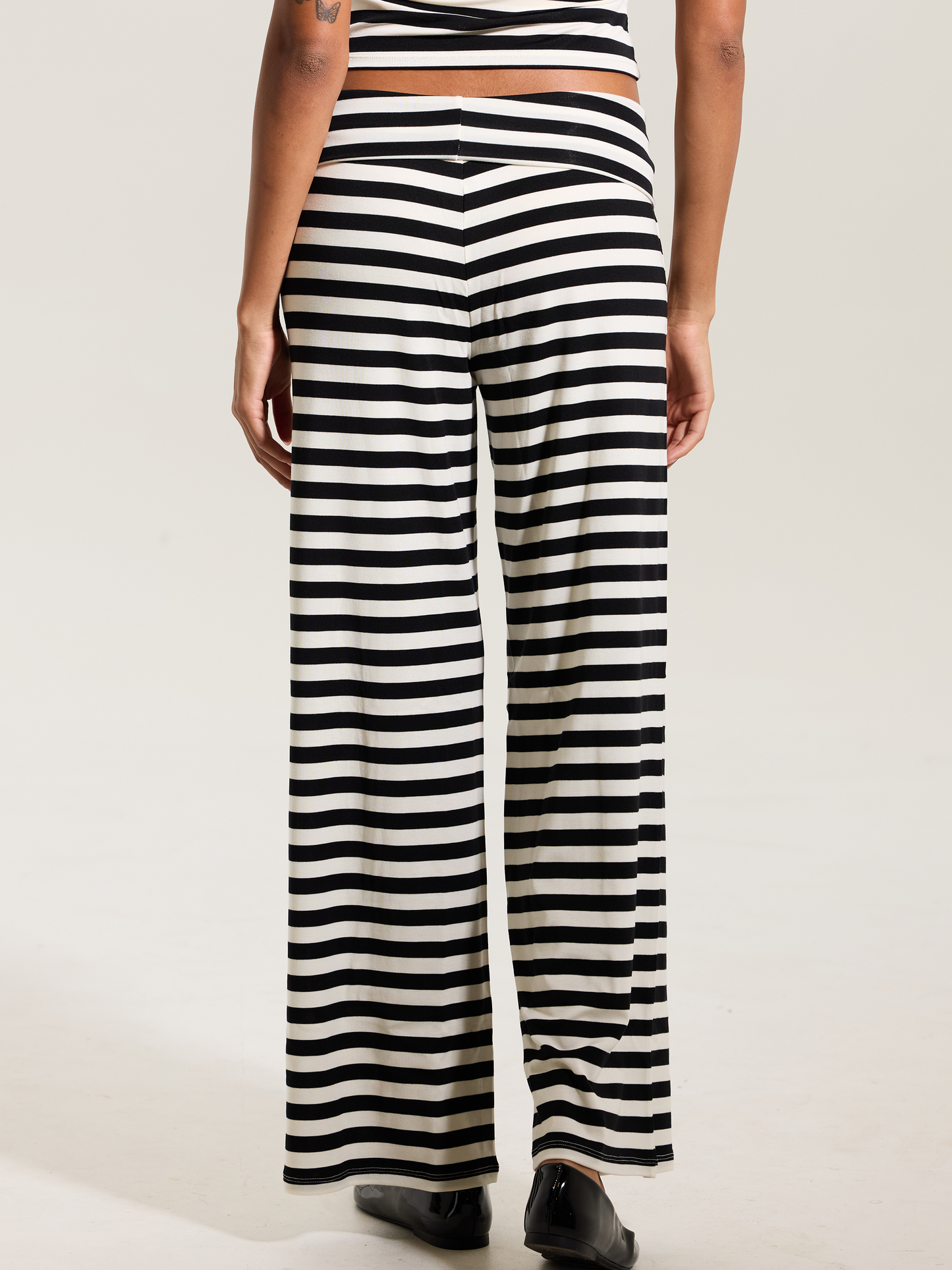 --Black and Cream Stripes