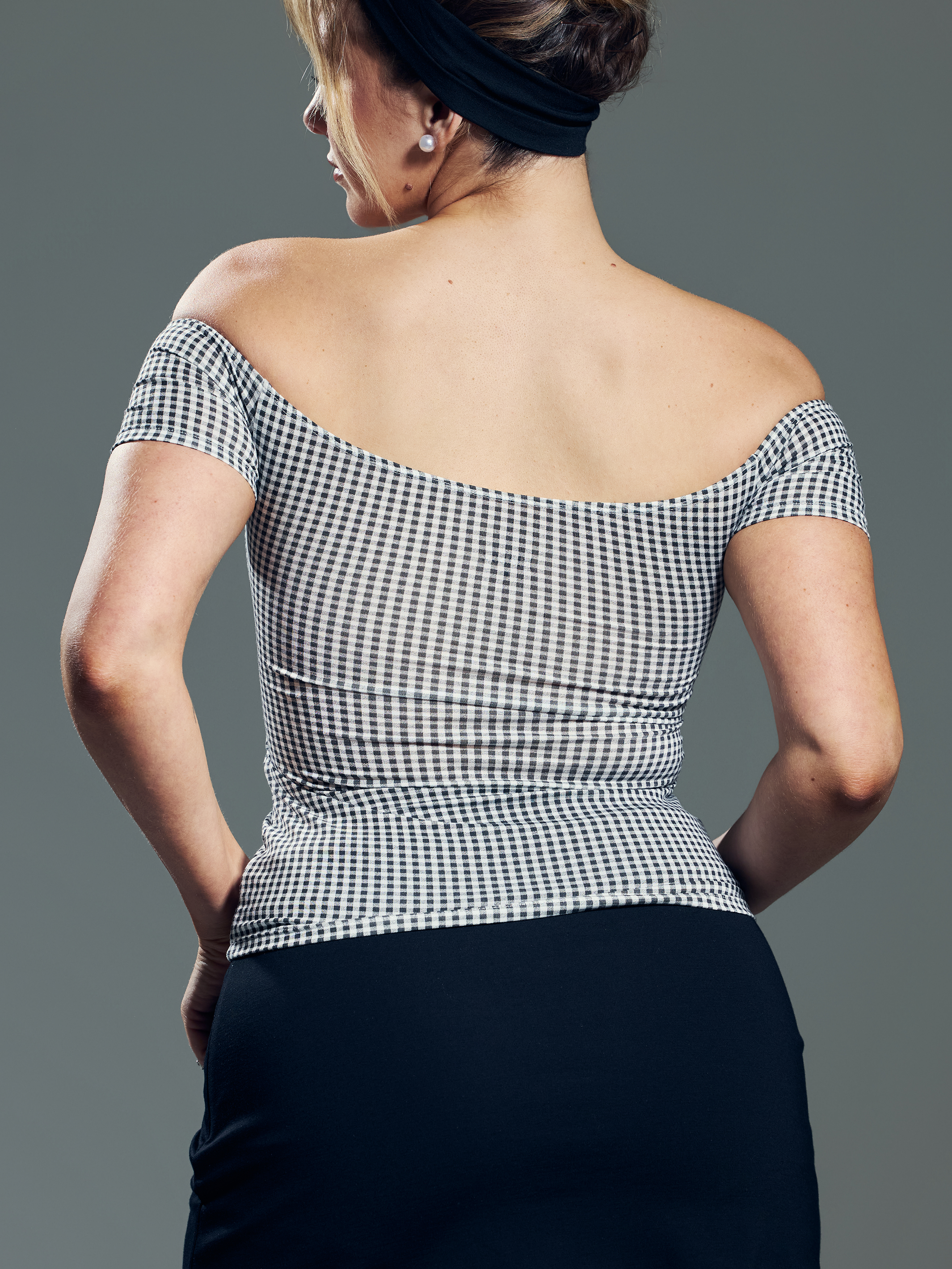 --Black and White Gingham