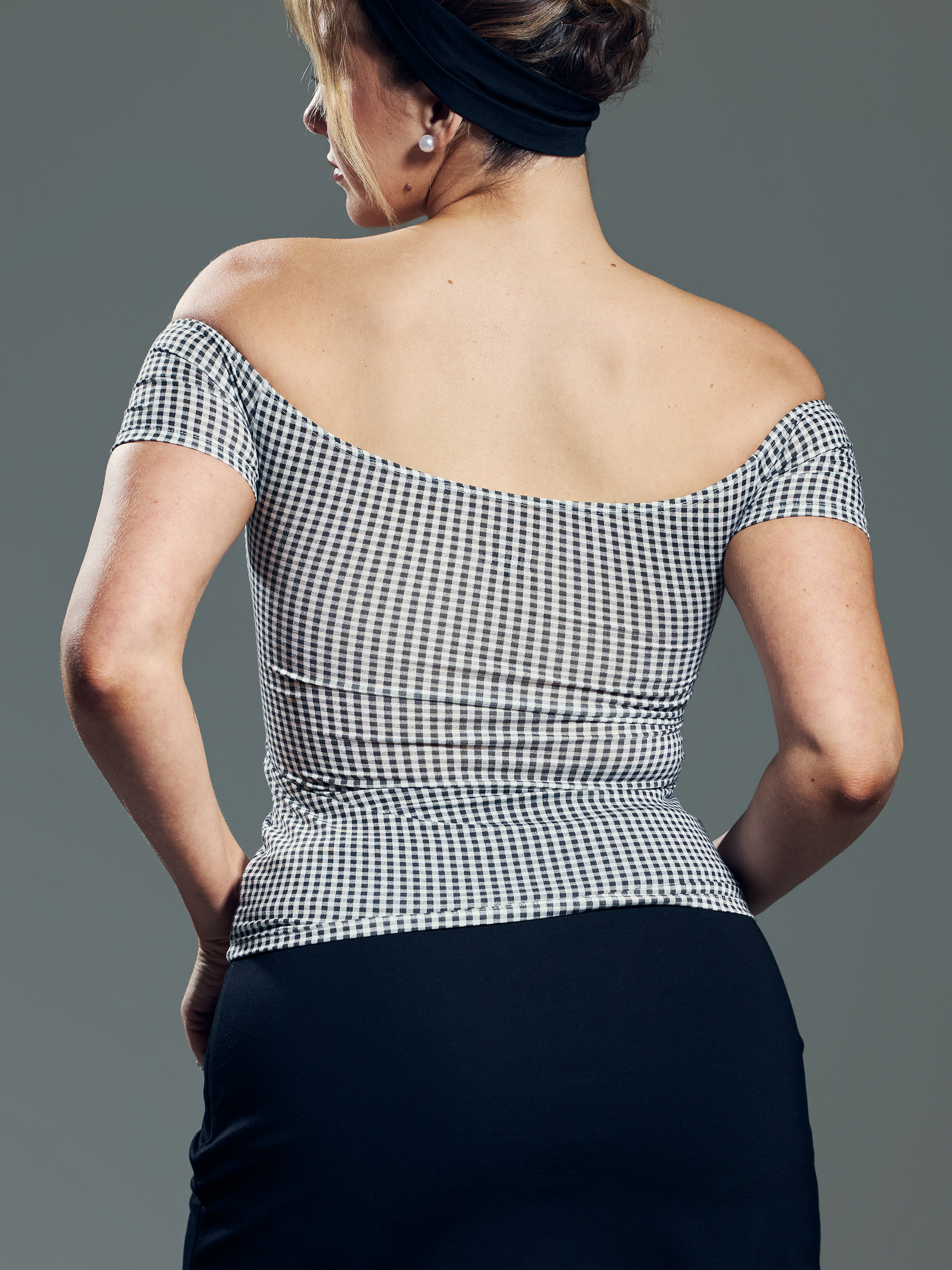 --Black and White Gingham