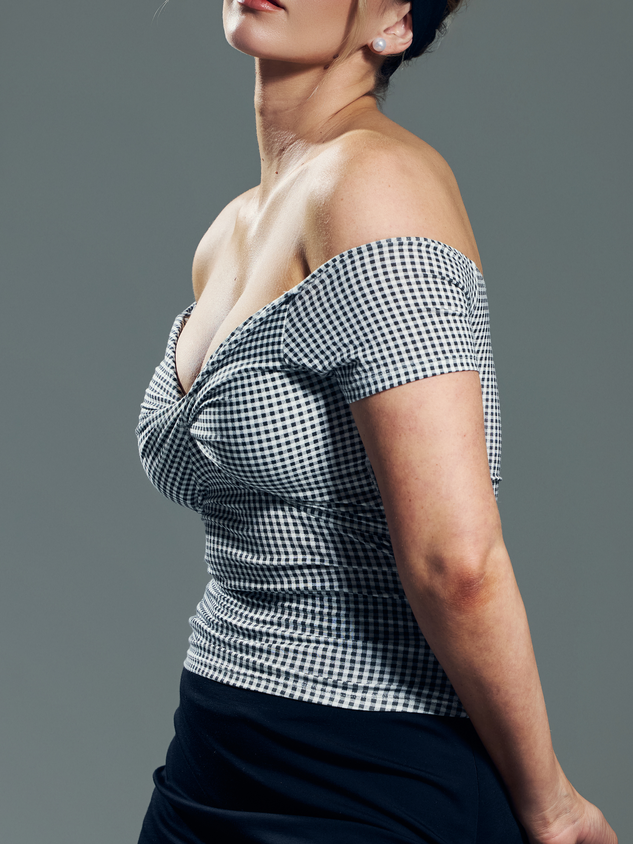 --Black and White Gingham