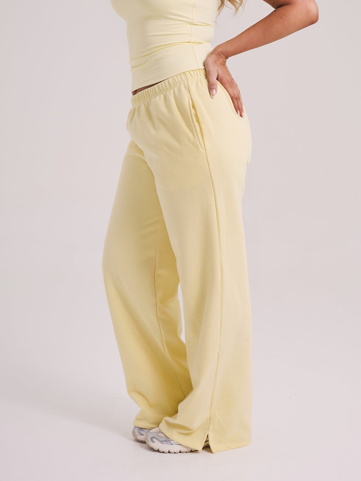 --Butter Yellow