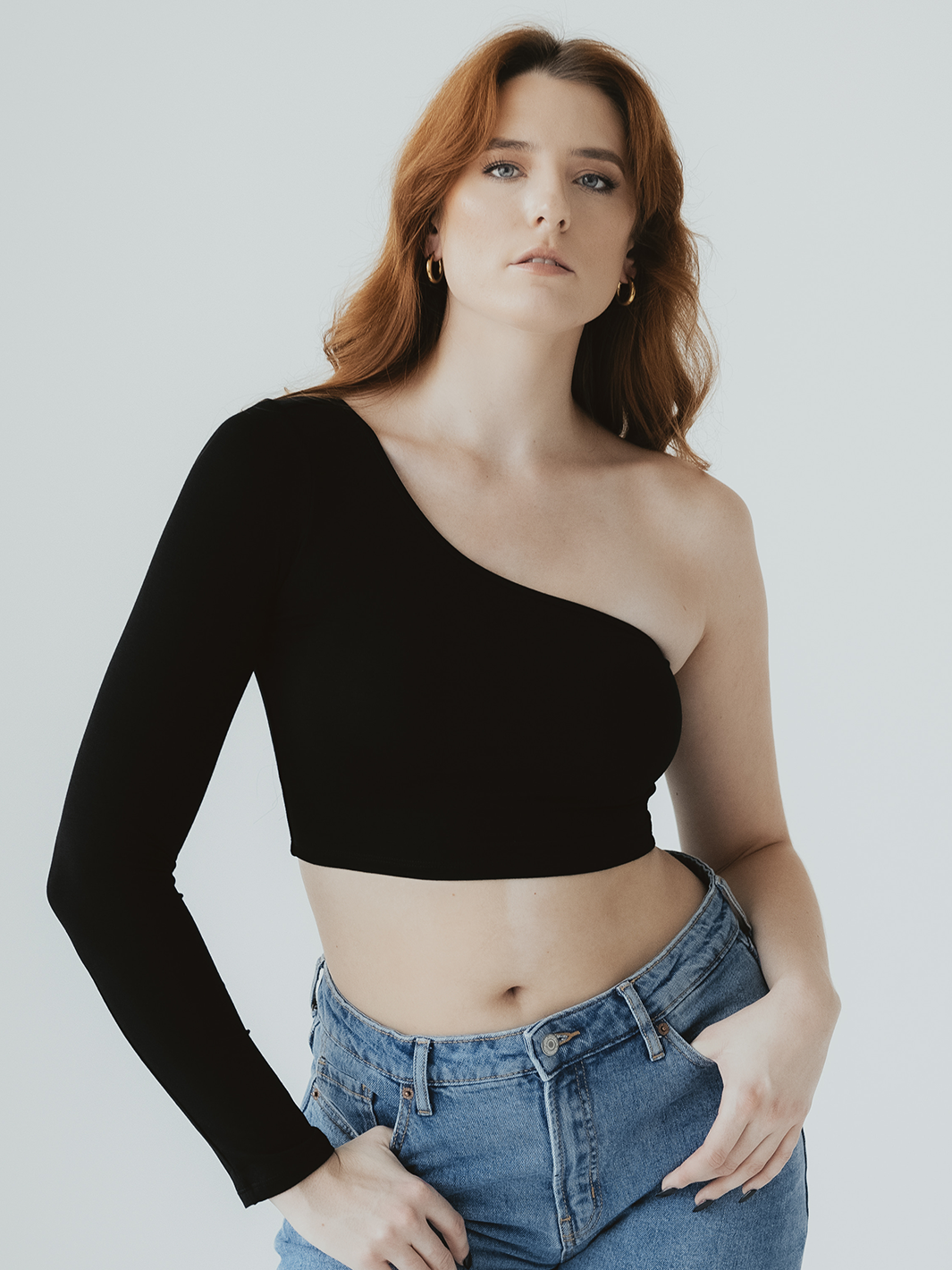 Black one shoulder crop discount top long sleeve